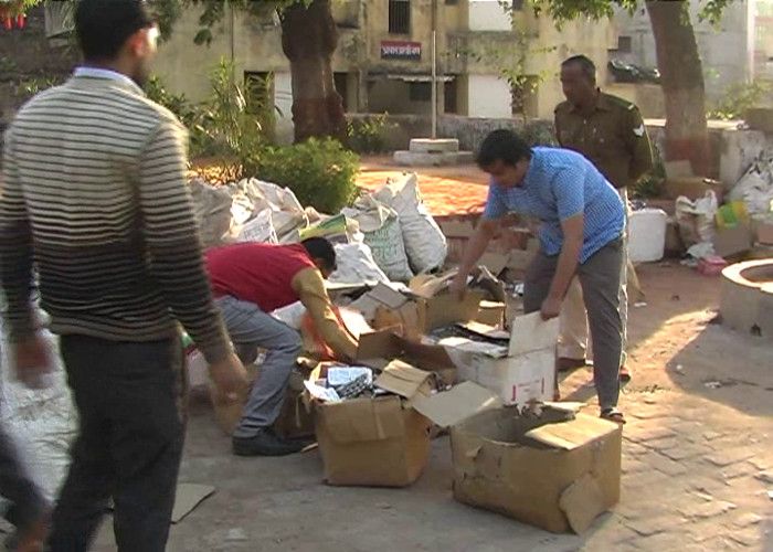 bijnor 25 लाख की नकली दवाओं का जखीरा बरामद