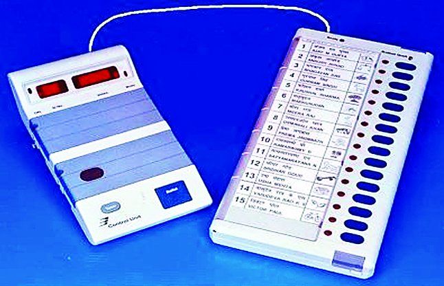 ahmedabad बैलेट पेपर से हो विधानसभा चुनाव