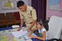 balaghat बेटियों के कदम पड़ते ही दफ्तारों में छा गई रौनक