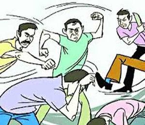clash, उपद्रवियों ने की जौनपुर क इस अस्पताल में की तोड़-फोड़