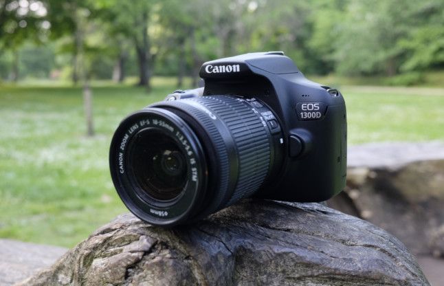 canon नया कैमरा लेना है तो कैनन EOS 1300D पर है भारी डिस्काउंट
