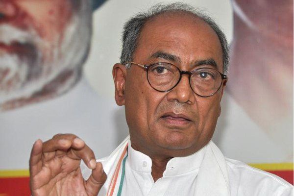 Rahul Gandhi Should Handle The Entire Congress Said Digvijay Singh - दिग्विजय सिंह के विवादित बयान, राहुल नहीं लेते तेजी से फैसले | Patrika News