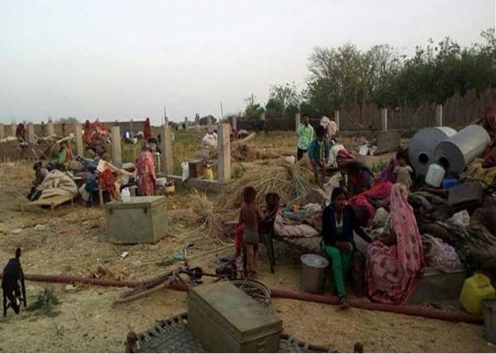 aag सिर्फ तीन दिन के अंदर 100 परिवार हो गए बेघर, ...कौन लेगा इनकी खबर?