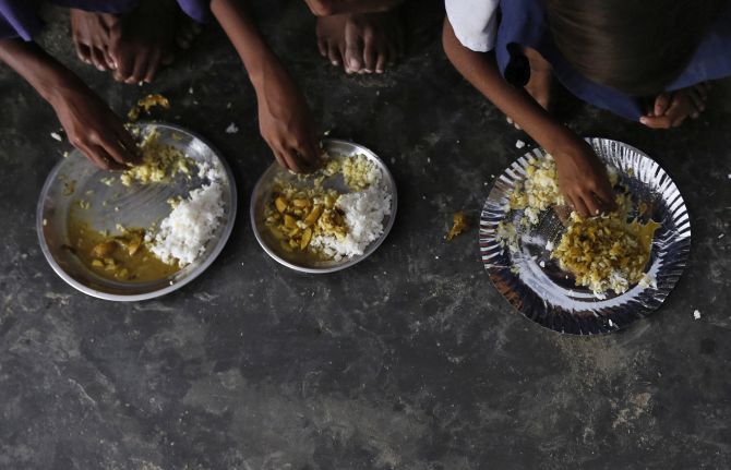 mp health, government hospital in mp, food for pat 5 रुपए में मिलेगा भरपेट भोजन