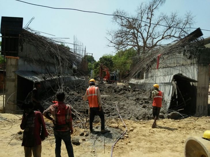 over bridge collapsed एनएच पर बन रहा निर्माणाधीन पुल गिरा, करीब 50 लाख का नुकसान