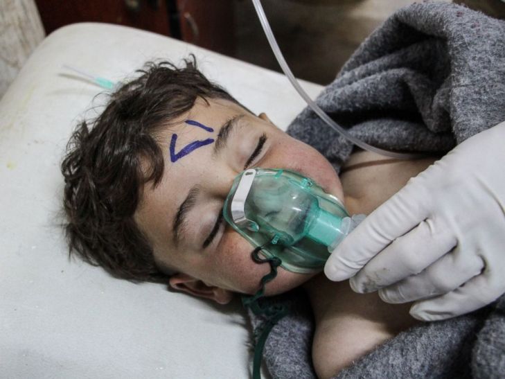 Syria chemical attack 75 death केमिकल अटैक: सीरिया में मरने वालों की संख्या 75 पहुंची, फिर हुए हवाई हमले