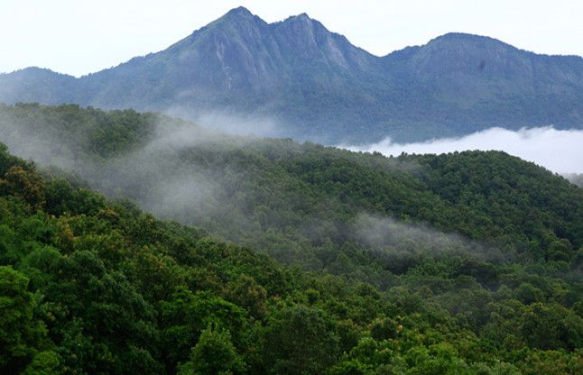 Dangerous Places बना रहे घूमने जाने का प्लान, तो इन जगहों पर कतई न जाएं