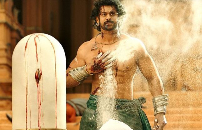 prabhas प्रभास ने अपने घर में वॉलीवुड कोर्ट क्यों बनवाया, इसका क्या है 'बाहुबली' कनेक्शन? यहां जानें