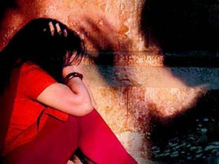 Rape आजमगढ़ के सरकारी अस्पताल में वार्ड ब्वॉय ने स्वीपर के साथ किया दुष्कर्म