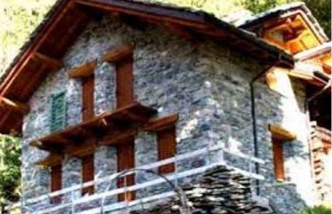 house in Rs 72 इटली में केवल 72 रुपए में बिक रहे हैं घर