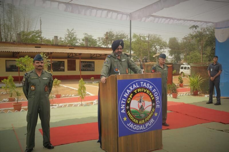 air chief marshal Air chief Marshal ने बस्तर में फोर्स व प्रशासन की सराहना की