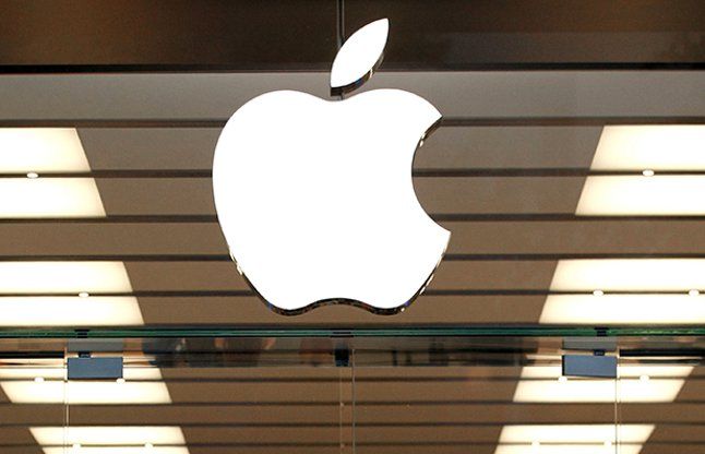 Apple 2017 में एप्पल की कीमत कम से कम 824 अरब डॉलर होगी : विश्लेषक