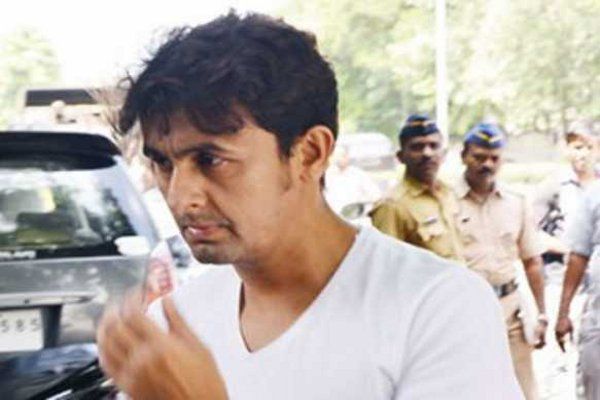 sonu nigam देश में बढ़ रही है असहिष्णुता