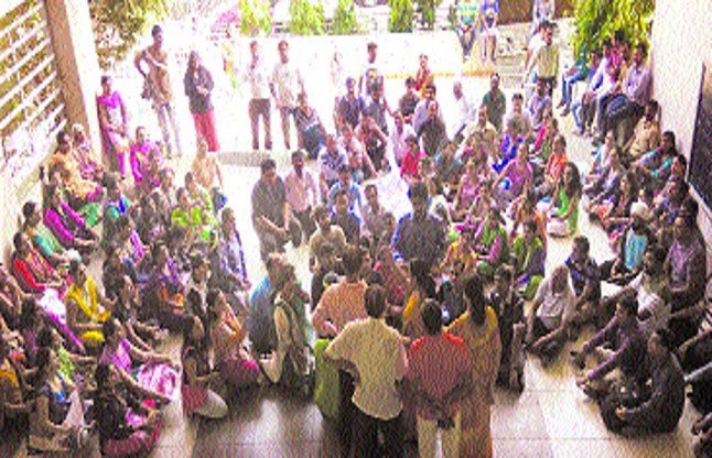 ahmedabad दो और स्कूलों में अभिभावकों का हंगामा