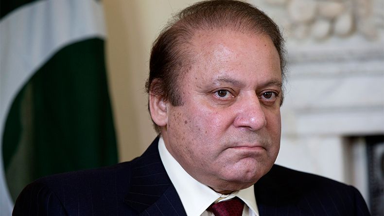 nawaz पनामागेट: पाक PM नवाज शरीफ को झटका, कोर्ट ने दिए जांच के आदेश