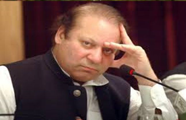 Nawaz Sharif, अब भी कठघरे में शरीफ