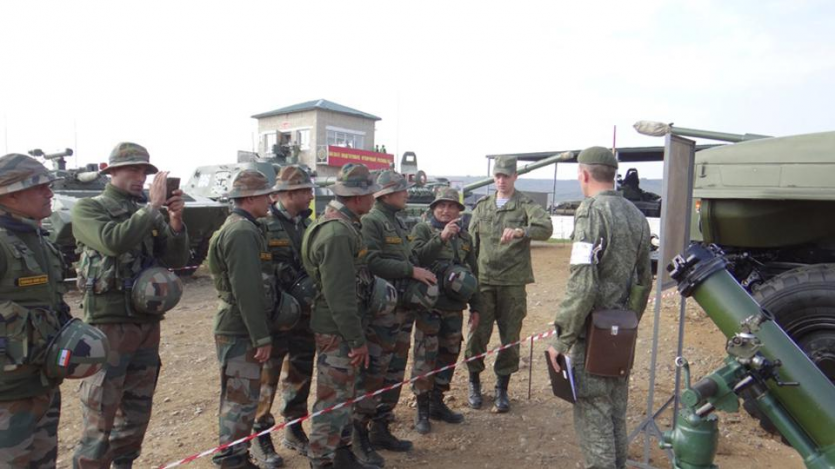 india- Russia military drills भारत-रूस के बीच इस साल होगा 'त्रिकोणीय' युद्धाभ्यास