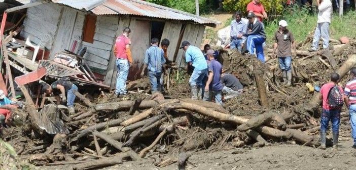 colambia-landslide कोलंबिया: जमीन धंसने से 14 की मौत, 9 लापता