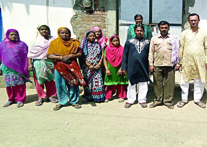 nagrik सब छोड़कर पूरे दिन करते हैं सिर्फ एक ही काम, पानी का इंतजाम