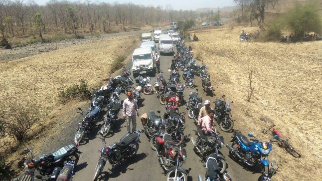 chhindwara विधायक समेत ग्रामीणों ने एक साथ चार स्थानों पर किया चक्काजाम