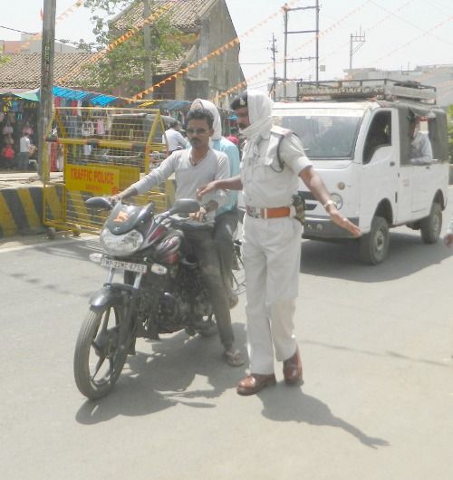seoni पापा जल्दी आओ, पुलिस ने हमें पकड़ लिया है