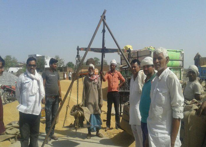 gwalior पचास किलो गेहूं कैसे हो गया 51 किलो, जानिए इलेक्ट्रोनिक कांटों का सच?