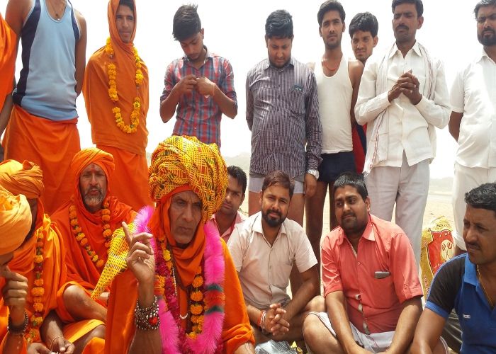 morena एक संत की वाणी का ऐसा जुनून कि 250 गांव के ढाई लाख लोगों ने छोड़ दी शराब