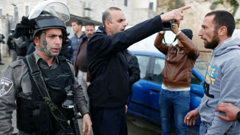 Israel police sack फिलीस्तीनी को प्रताड़ित करने वाला इजरायली पुलिसकर्मी बर्खास्त