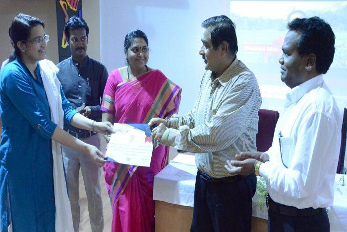 Civil Services Day, Division commissioner Brajeshc #Civil Services Day: समाज की अपेक्षा और लोगों की आवश्यकता के अनुरूप काम की आवश्यकता