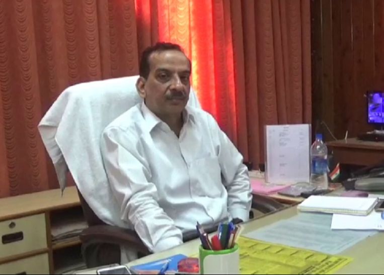 DM Nikhil Chandra Shukla भू-माफियाओं पर डीएम ने कसा शिकंजा, दो हुए गिरफ्तार