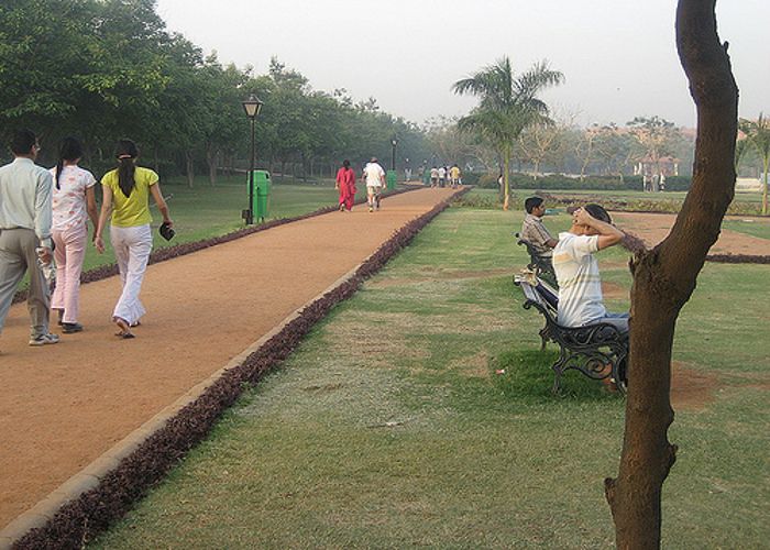 morning walk हर रोज चले इतने कदम तो रहेगी आपकी सेहत स्वस्थ, जानिए इसके फायदे