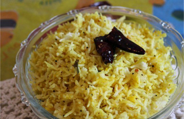 South Indian Tawa Rice डिनर में दही के साथ परोसें साऊथ इंडियन तवा राइस
