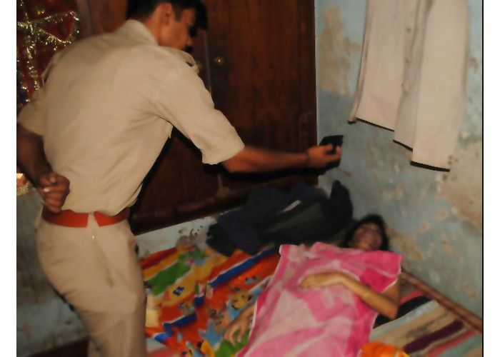 murder नशे में धुत इस शख्स ने भाई की पत्नी के फाड़े कपड़े, उतारा मौत के घाट