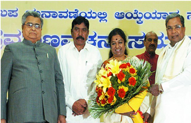 bangalore news, धर्मनिरपेक्ष दल एकजुट हों: सिद्धू