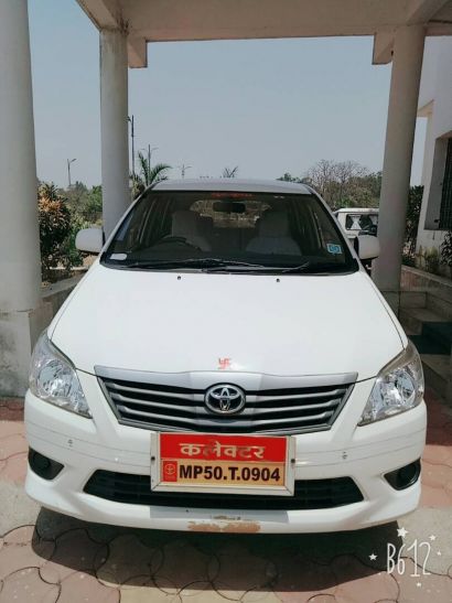 balaghat बालाघाट कलेक्टर ने भी उतरवाई पीली बत्ती