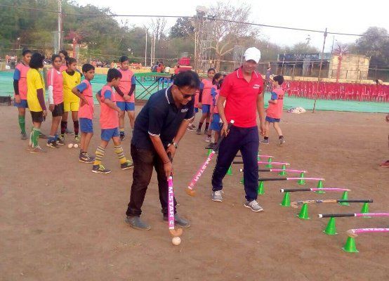 Summer Vacation कोई मैदान तो कोई डांस क्लास में बिता रहा गर्मी की छुट्टी