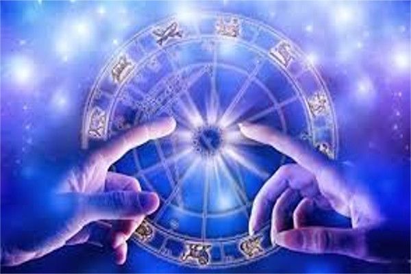 daily horoscope todays 21 april rashifal राशिफल : भूमि-भवन में निवेश करें, तो होगा लाभ