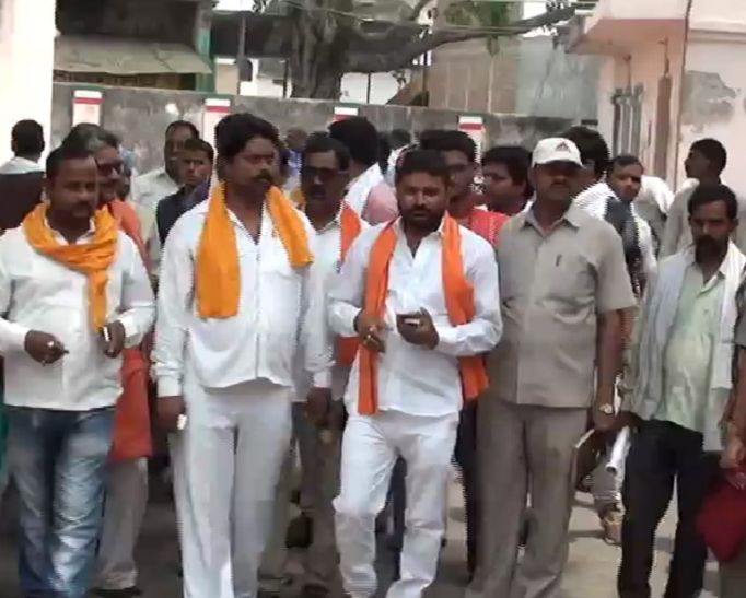 Hindu Yuva Vahini थानाध्यक्ष पर लगा हियुवा के जिलाध्यक्ष को फोन पर धमकी देने का आरोप
