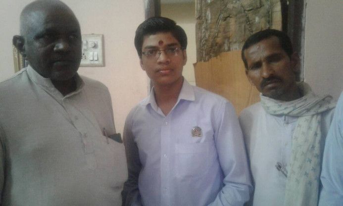 Board Examination: Vivek created the fifth positio बोर्ड परीक्षा : पांचवें रैंक में विवेक ने बनाया स्थान