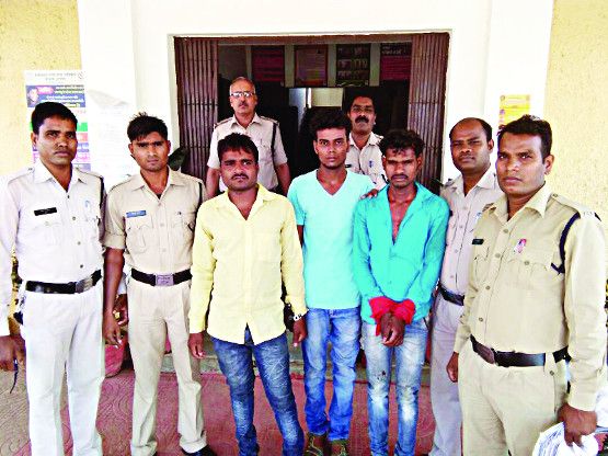 Three accused arrested for helping the prisoner es कोर्ट से बंदी को भगाने में सहयोग करने वाले तीन आरोपी गिरफ्तार