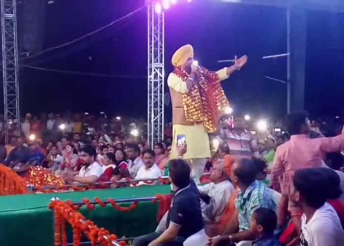 Lakhbir Singh Lakha श्री देवी मेला में लक्खा ने बांधा भक्ति का समां, देखें वीडियो