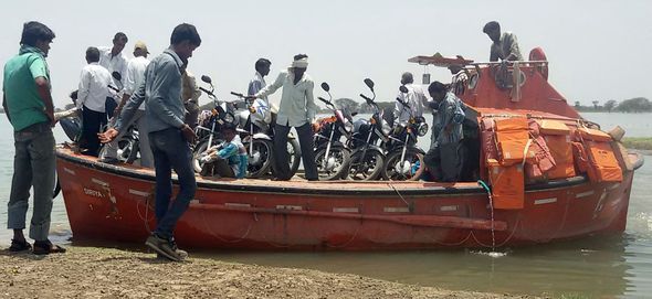 Mandsaur news बिना परमिट के बरसों से चल रही चंबल नदी में नावें, फिर भी मंदसौर प्रशासन मौन