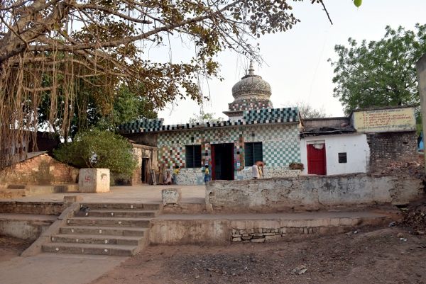 Narsingh tekari temple's land worth 500 crores als भगवान को भी नहीं छोड़ा: नरसिंह टेकरी मंदिर की 500 करोड़ की जमीन भी बेच खाए भू कारोबारी