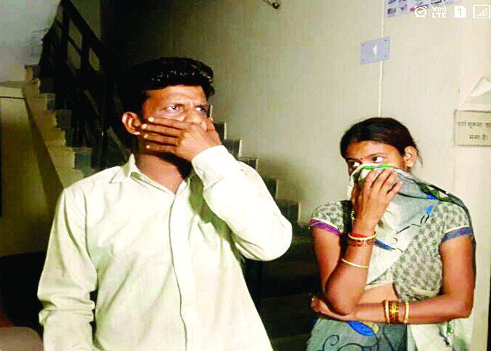 Gang rap raped by innocent sister for money पैसों के लिए सगी बहन ने मासूम के साथ कराया गैंग रैप