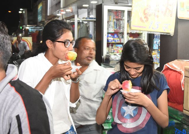 cool india ratlam फोटो से जाने इस तरह बच रहे रतलाम में गर्मी से