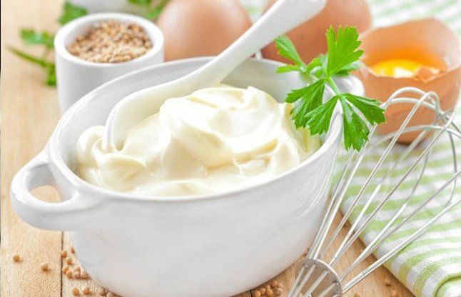 Mayonnaise घर में ही बना सकते हैं एगलैस मेयोनीज, यह है तरीका