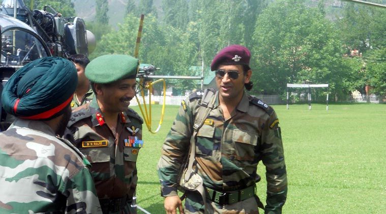 IPL 2017 Dhoni IPL 2017: जानें, क्रिकेटर कर्नल धोनी से क्यों नाराज हुए भारतीय सेना के जवान