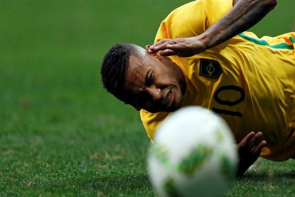 barbosa सेविला की नजर ब्राजीलियाई स्ट्राइकर बारबोसा पर