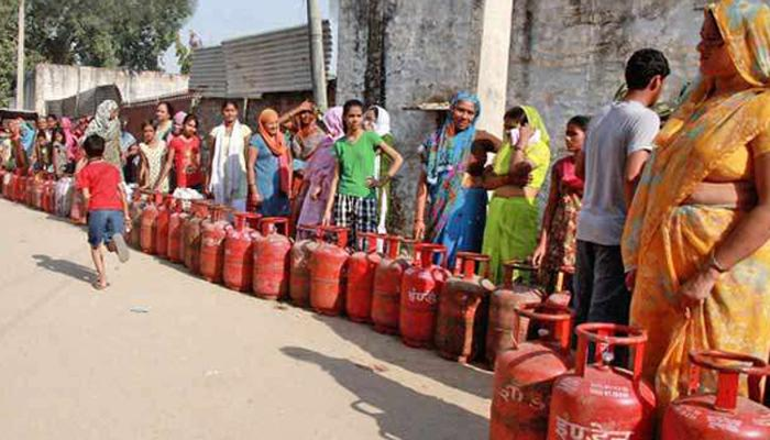 Non Subsidised Lpg Gas Cylinder Price Latest News Updates In Hindi