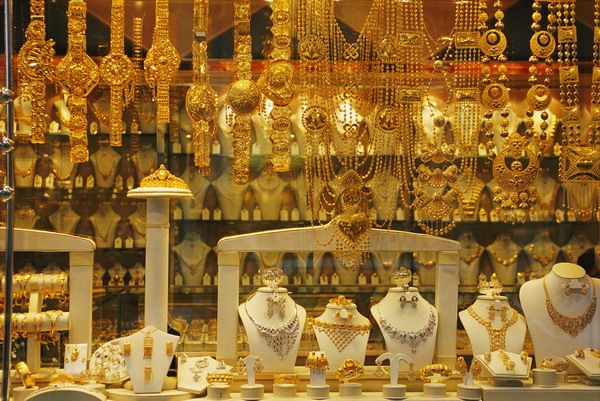 Gold demand hike in country देश में सोने की मांग में बढ़ोतरी, दुनिया में 18 फीसदी की गिरावट